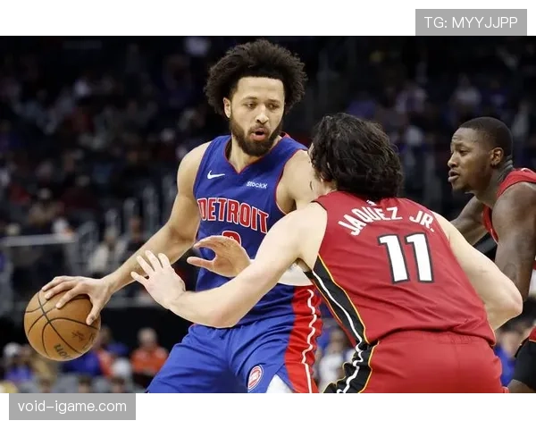 活塞队在选秀大会惊喜亮相,瞄准未来核心建队新方向 活塞队在选秀大会惊喜亮相,瞄准未来核心建队新方向