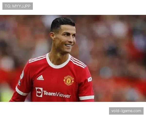 达伦·莫克重塑英超战术格局，新赛季变革引爆球迷热议