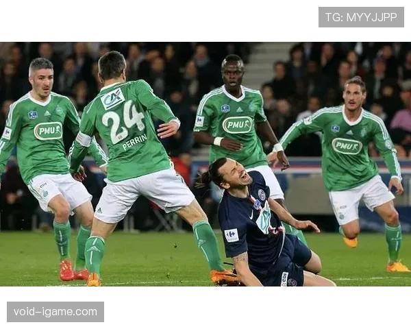 圣埃蒂安阵容深度解析：新赛季备战策略与战术调整引关注