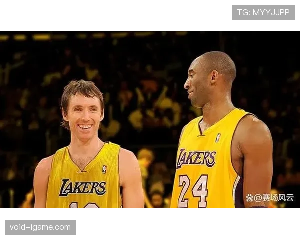 纳什传球组织助力湖人，关键时刻提升球队进攻节奏